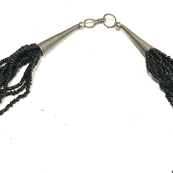 Vintage Multi Strand Hand Strung, Native, Black Seed Bead, Cleopatra Necklace. - Picture 7 of 8